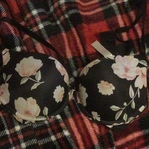 VS Pink Wear Everywhere Push-Up Bra